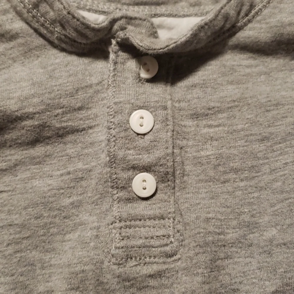 Baby‎ long sleeve onesie